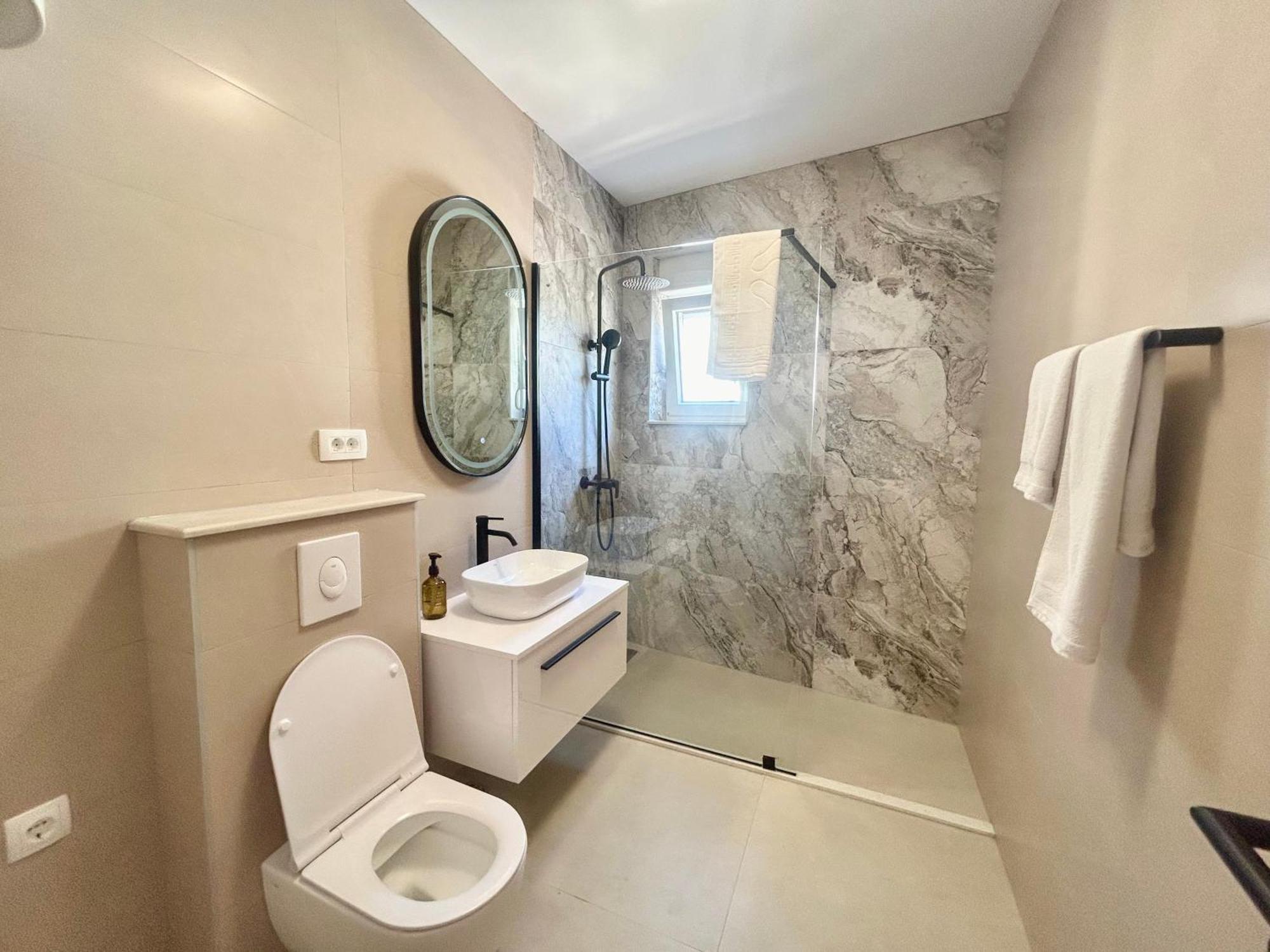 Andrea Apartma Promajna