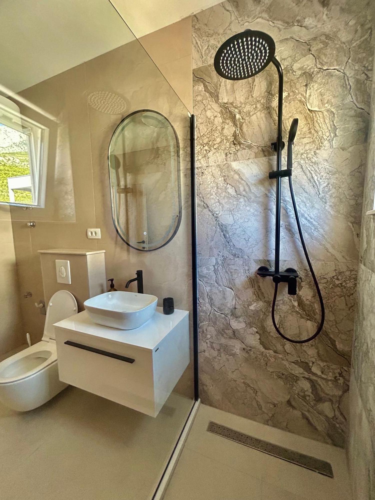 Apartma Andrea *